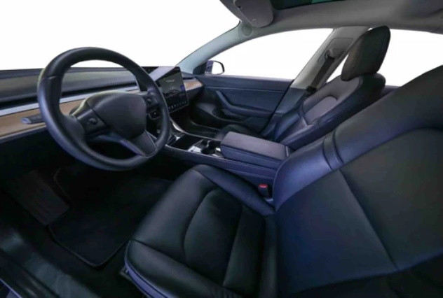 tesla-interior-515